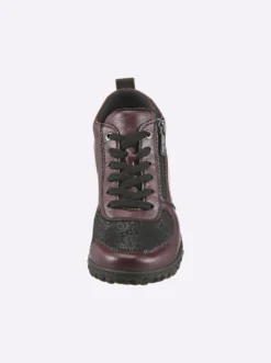 Stiefelette für kräftige Füße