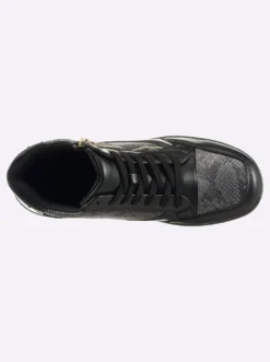 Stiefelette mit Kroko-Prägung