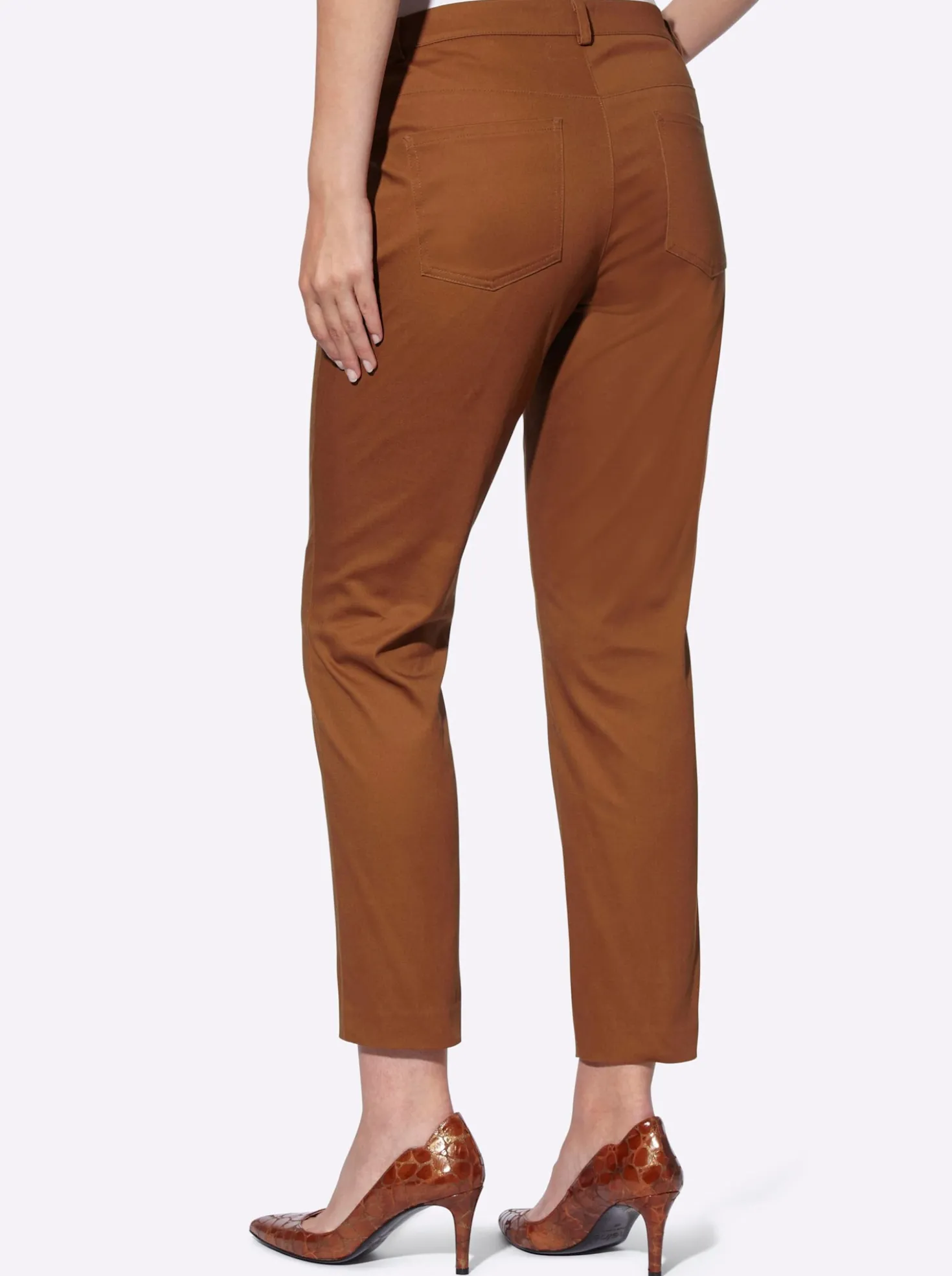 Stretch-Hose mit runden Taschen