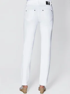 Stretch-Jeans in Röhren-Form