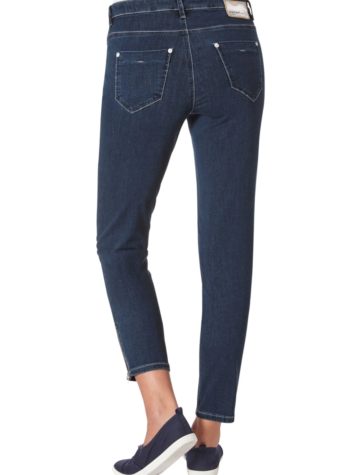 Stretch-Jeans mit Bauch-weg-Effekt