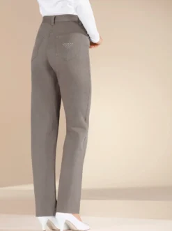 Stretch-Jeans mit Glitzersteinchen hinten