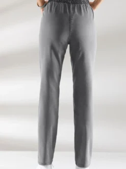 Stretch-Jeans mit Rundum-Dehnbund