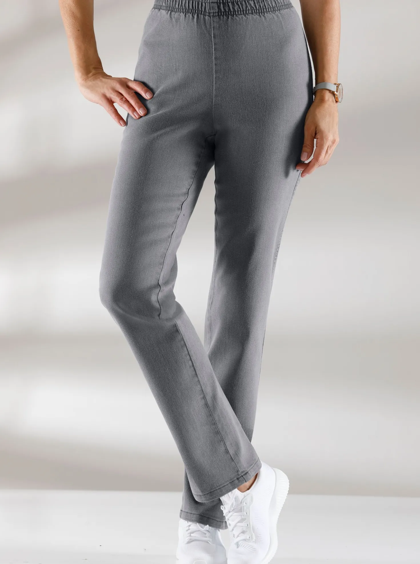 Stretch-Jeans mit Rundum-Dehnbund