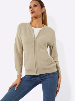 Strickjacke mit Glanzgarn und Pailletten