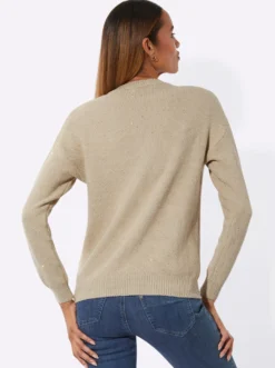Strickjacke mit Glanzgarn und Pailletten