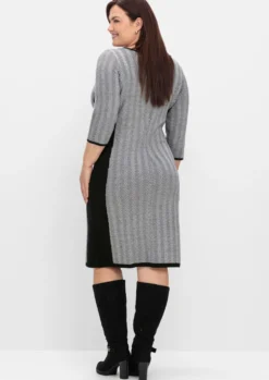 Strickkleid mit Fischgrät-Muster