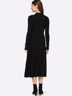 Strickkleid mit Zierriegel