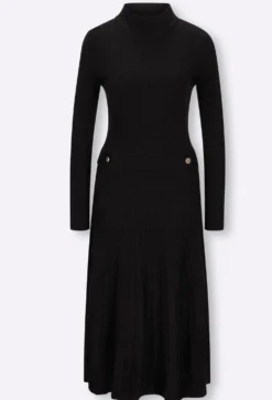 Strickkleid mit Zierriegel
