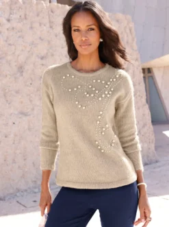 Strickpullover mit Zierperlen-Deko