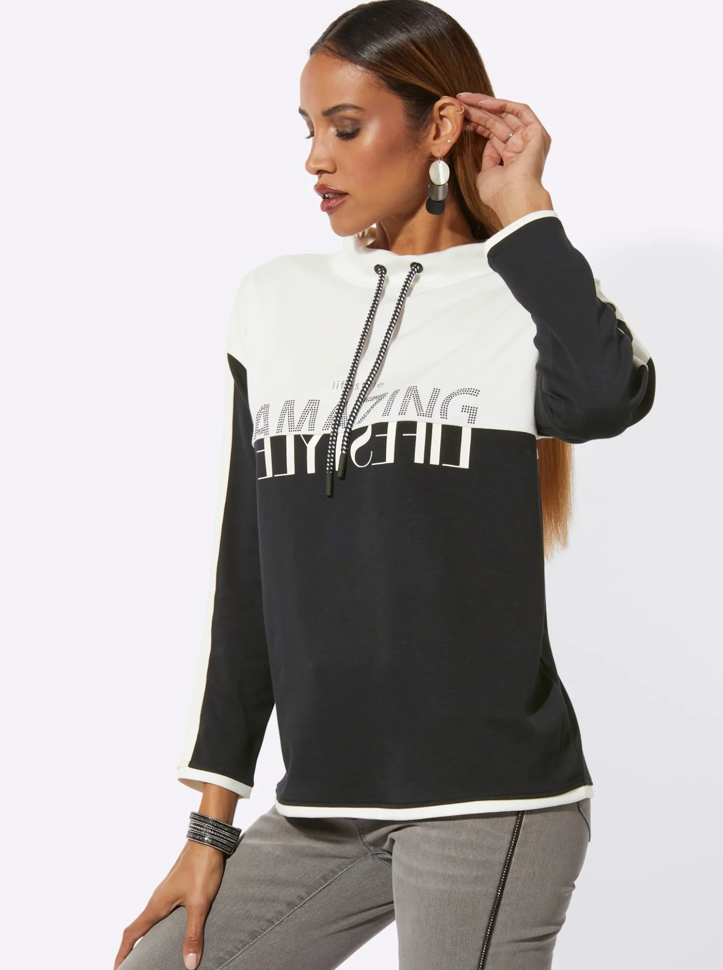 Sweatshirt mit Ziersteinchen