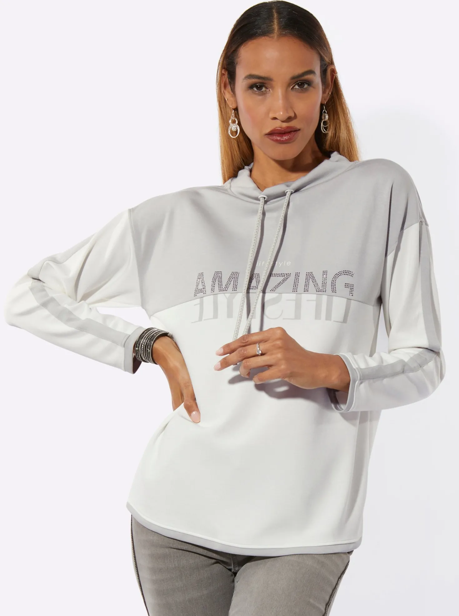 Sweatshirt mit Ziersteinchen