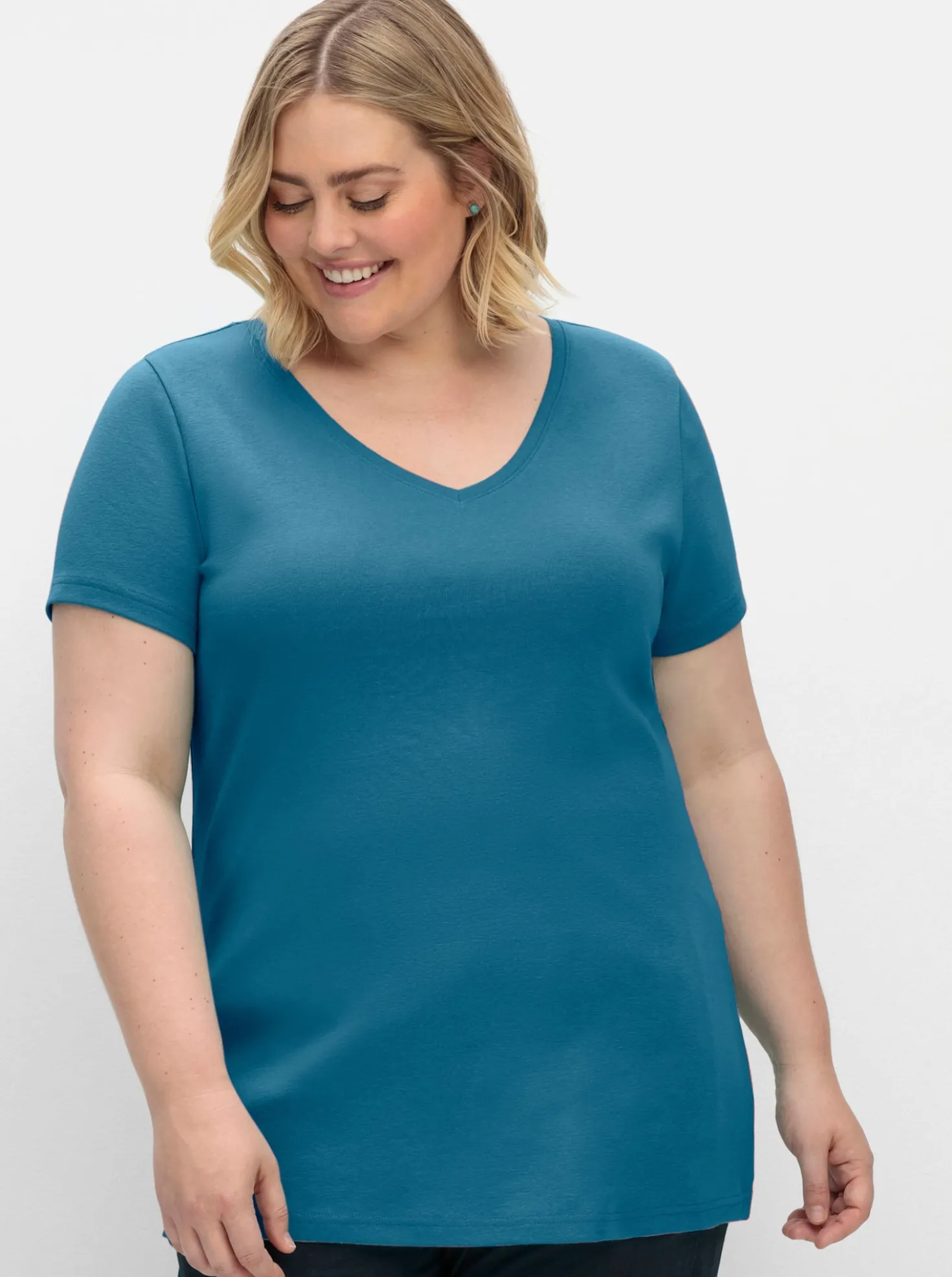 T-Shirt mit V-Ausschnitt, Rippqualität