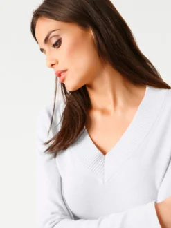 V-Ausschnitt-Pullover aus reiner Baumwolle