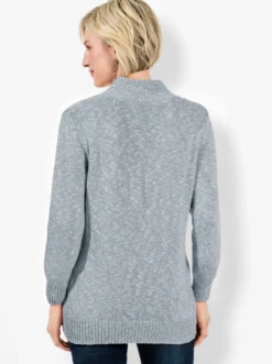 V-Ausschnitt-Pullover in 2-in-1-Optik