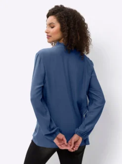 Volantbluse mit mattem Glanz