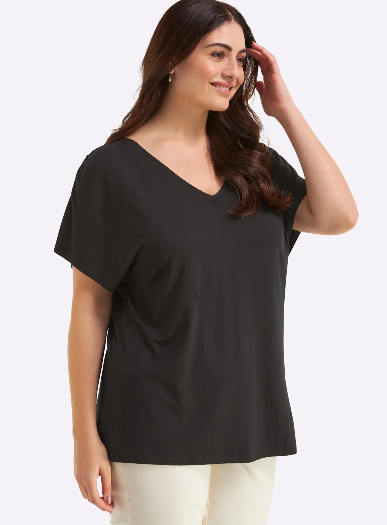 V-Shirt mit Raffungen an der Schulternaht