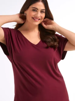 V-Shirt mit Raffungen an der Schulternaht