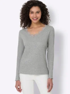 V-Shirt mit Spitze am Ausschnitt