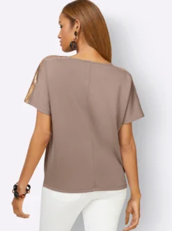 Wasserfallshirt mit überschnittenen Schultern