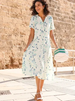 Webkleid in Bahnenform