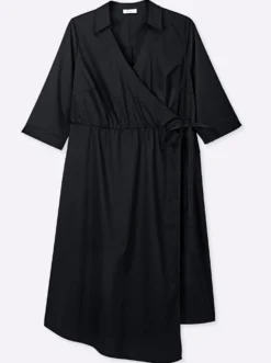Wickelkleid mit asymmetrischem Saum