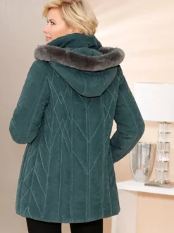 Winterjacke mit Wiener Nähten